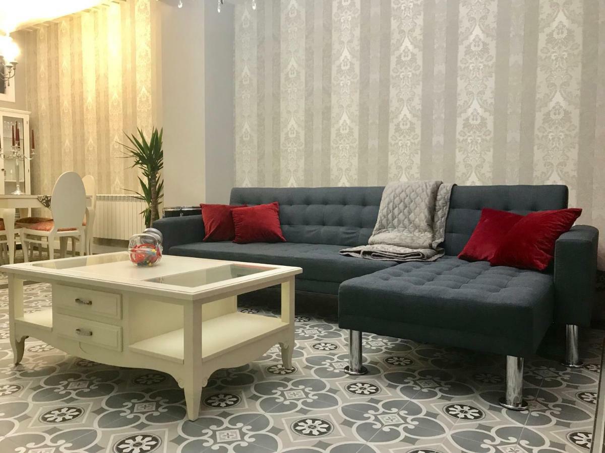 Charcos De Gredos Apartment Arenas de San Pedro Ngoại thất bức ảnh