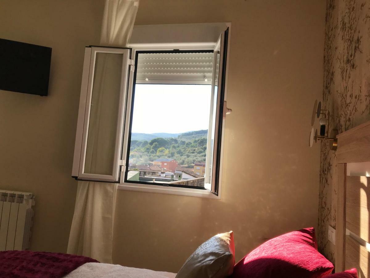Charcos De Gredos Apartment Arenas de San Pedro Ngoại thất bức ảnh