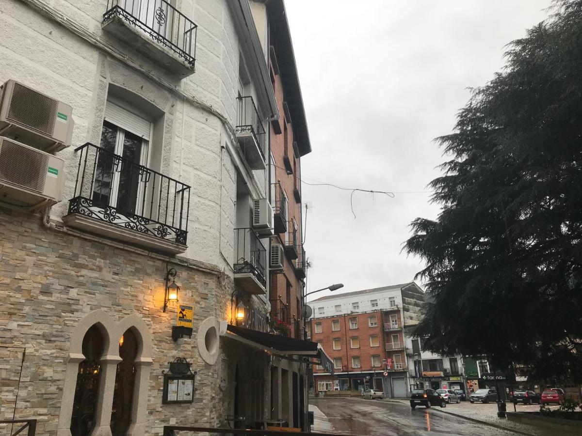 Charcos De Gredos Apartment Arenas de San Pedro Ngoại thất bức ảnh